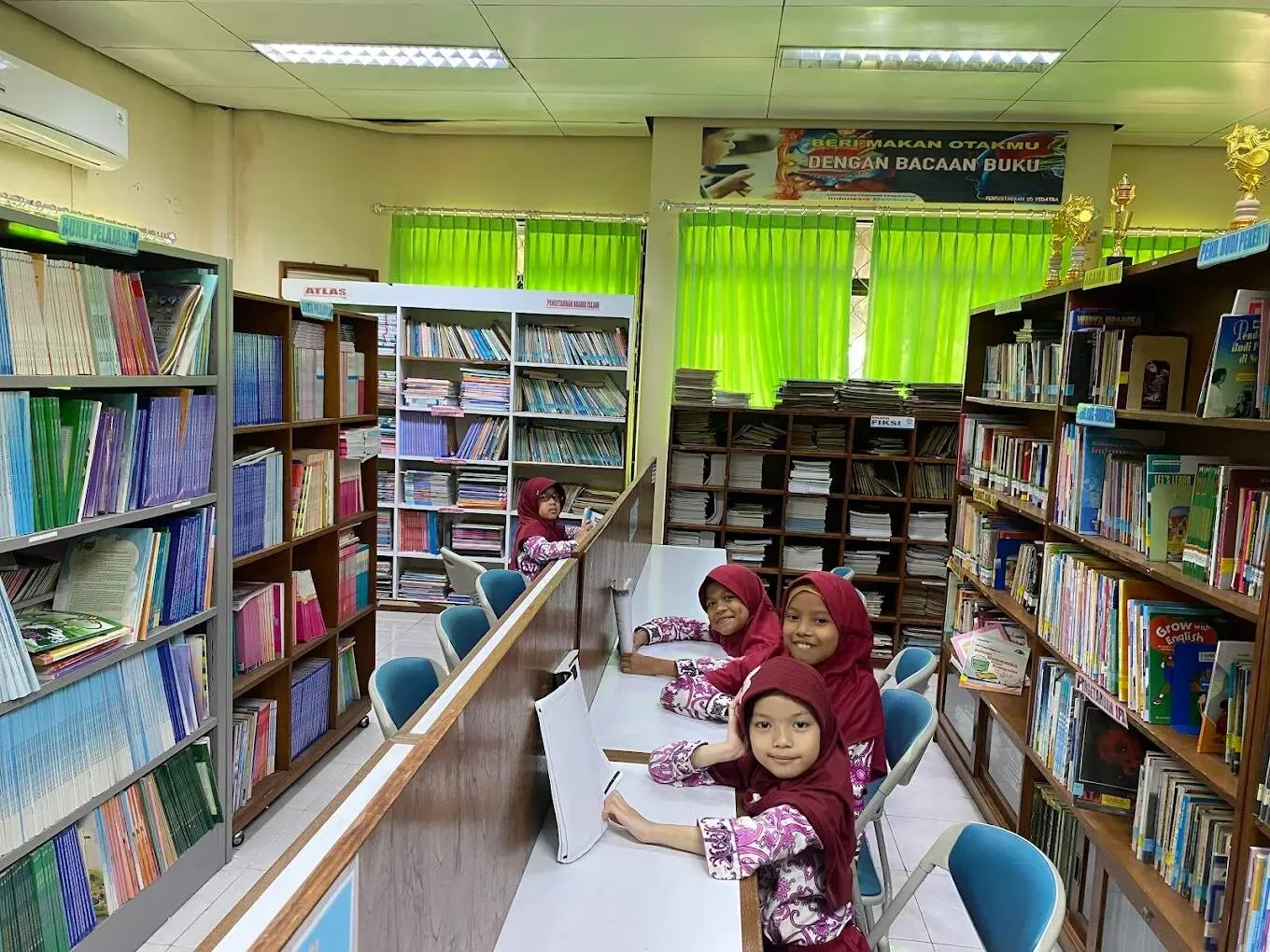 Perpustakaan Digital & Ruang Baca